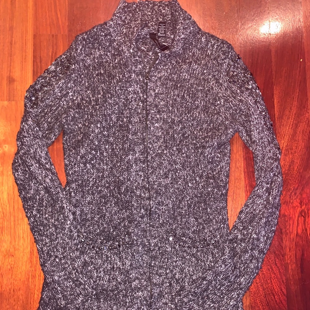 Women’s Buckle Cardigan